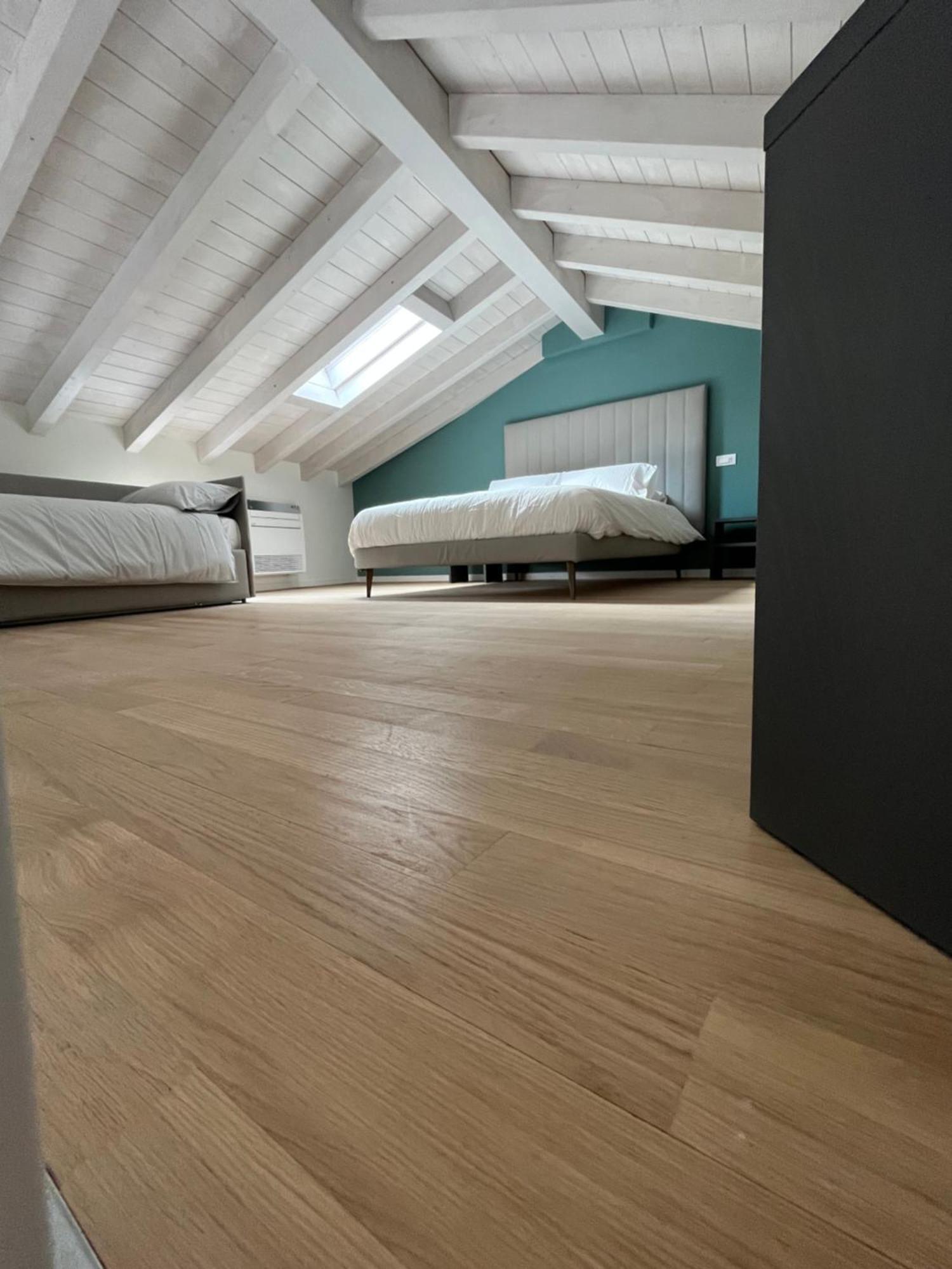 Апартаменты La Casa Incartata Тосколано-Мадерно Экстерьер фото
